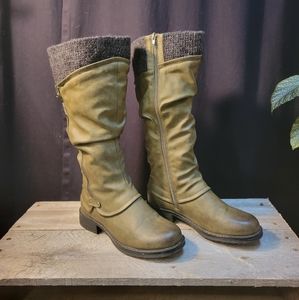 Muk Luks lined boots